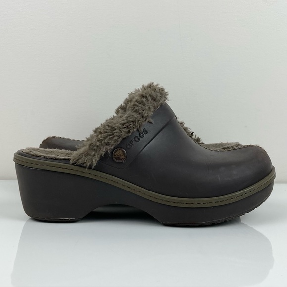 Crocs Women’s Eva Fur Lined Mule Clog Brown Slip On Size 7.0 - Picture 1 of 10